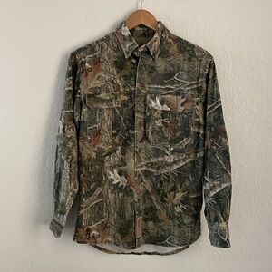RedHead Silent Hide Camo Long Sleeve Button Down Hunting Shirt Men’s Small